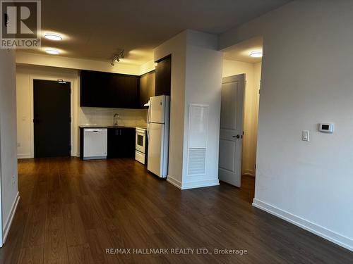 214 - 1010 Dundas Street E, Whitby, ON - Indoor Photo Showing Kitchen