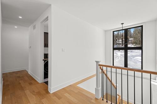Escalier - 349 Ch. Des Mômes, Saint-Sauveur, QC - Indoor Photo Showing Other Room