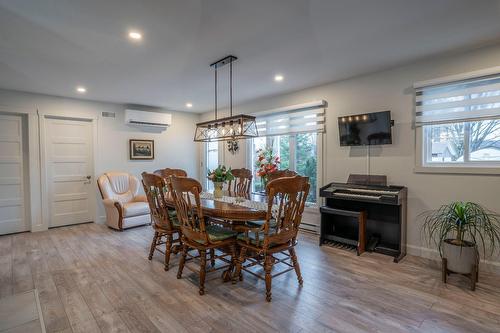 Salle à manger - 208 42E Avenue, Beauceville, QC - Indoor Photo Showing Dining Room