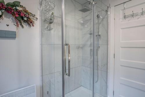 Bathroom - 208 42E Avenue, Beauceville, QC - Indoor Photo Showing Bathroom