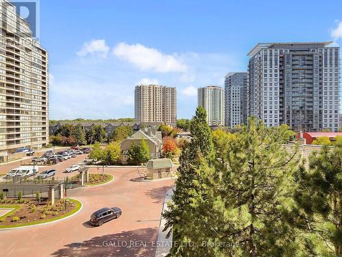 627 - 138 Bonis Avenue, Toronto, ON - Outdoor