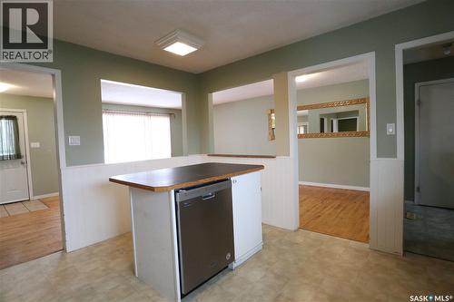 129 Dianne Street, Balcarres, SK - Indoor Photo Showing Kitchen
