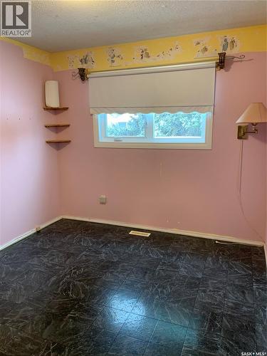 129 Dianne Street, Balcarres, SK - Indoor Photo Showing Other Room