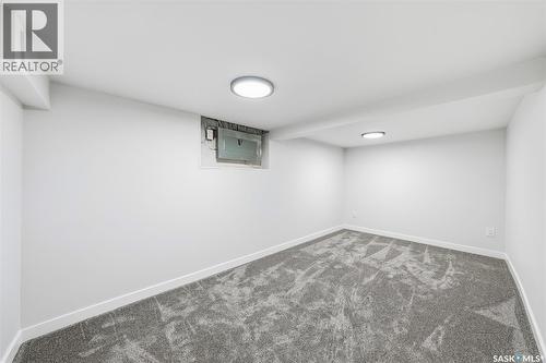 518 I Avenue S, Saskatoon, SK - Indoor Photo Showing Other Room
