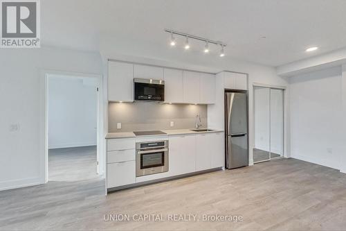 1107N - 9 Clegg Road, Markham, ON - Indoor Photo Showing Kitchen With Stainless Steel Kitchen