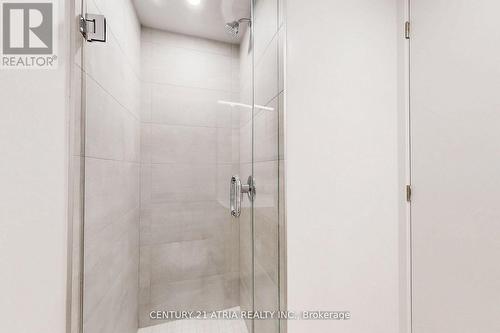 340 - 28 Eastern Avenue, Toronto, ON -  Photo Showing Bathroom