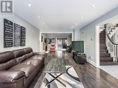 1958 Innisfil Heights Crescent, Innisfil, ON - Indoor Photo Showing Living Room
