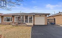 85 AUTUMN BOULEVARD  Brampton, ON L6T 2W1