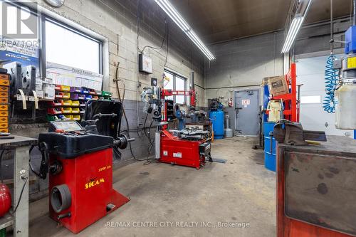 827 Central Avenue, London East (East G), ON 