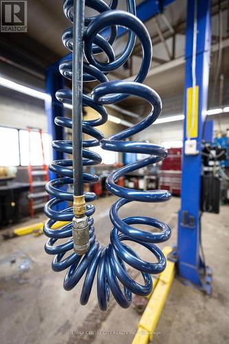 827 Central Avenue, London East (East G), ON 