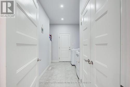 3069 Tokala Trail, London North (North S), ON - Indoor Photo Showing Other Room