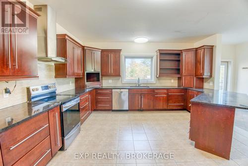 6 Oliver Road, Addington Highlands (Addington Highlands), ON - Indoor Photo Showing Kitchen