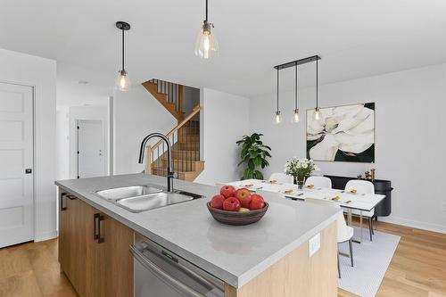 Cuisine - 57 Rue Des Pêcheurs, Saint-Louis-De-Gonzague, QC - Indoor Photo Showing Kitchen With Double Sink With Upgraded Kitchen