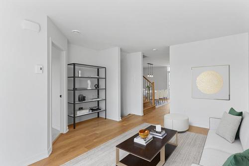 Salon - 57 Rue Des Pêcheurs, Saint-Louis-De-Gonzague, QC - Indoor Photo Showing Living Room