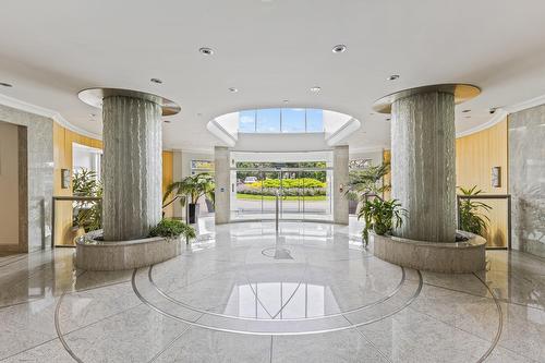 Autre - 503-2380 Av. Pierre-Dupuy, Montréal (Ville-Marie), QC - Indoor Photo Showing Other Room