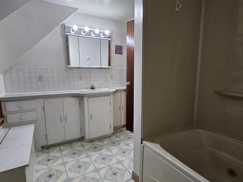 67 Junction Road, Springhill, NS 