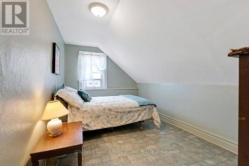 1373 Flower Station Road, Lanark Highlands, ON - Indoor Photo Showing Bedroom