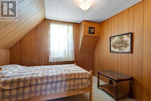 1373 Flower Station Road, Lanark Highlands, ON - Indoor Photo Showing Bedroom