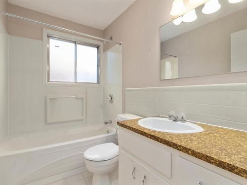 71 Woodward Crescent, Halifax, NS 