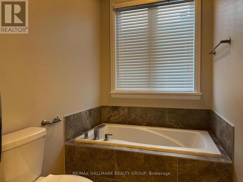 Ensuite - 1497 Flanders Road, Brockville, ON - Indoor Photo Showing Bathroom