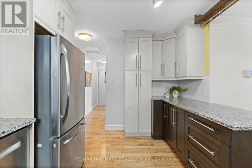 2155 Monson Crescent, Ottawa, ON - Indoor Photo Showing Kitchen