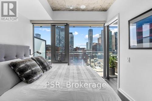 910 - 60 Colborne Street, Toronto, ON - Indoor Photo Showing Bedroom