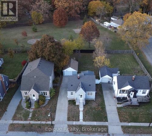 690 Rosedale Avenue, Sarnia, ON - Outdoor