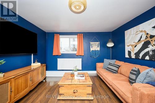 16 Jones Lane, Welland (Lincoln/Crowland), ON - Indoor