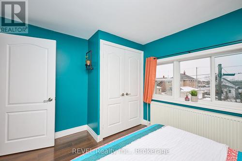 16 Jones Lane, Welland (Lincoln/Crowland), ON - Indoor Photo Showing Bedroom
