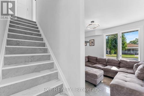 249 Wallace Avenue S, Welland (Lincoln/Crowland), ON - Indoor Photo Showing Other Room