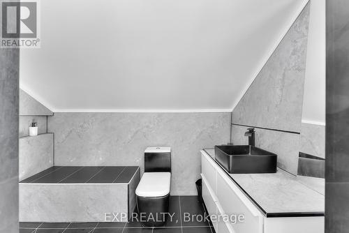 249 Wallace Avenue S, Welland (Lincoln/Crowland), ON - 