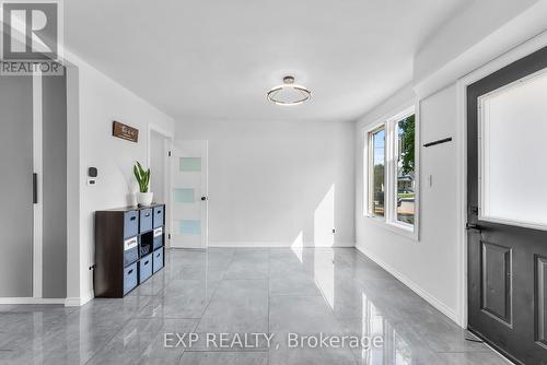 249 Wallace Avenue S, Welland (Lincoln/Crowland), ON - Indoor Photo Showing Other Room