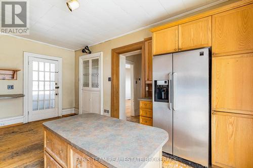 170 Kempenfelt Drive, Barrie, ON - Indoor Photo Showing Kitchen