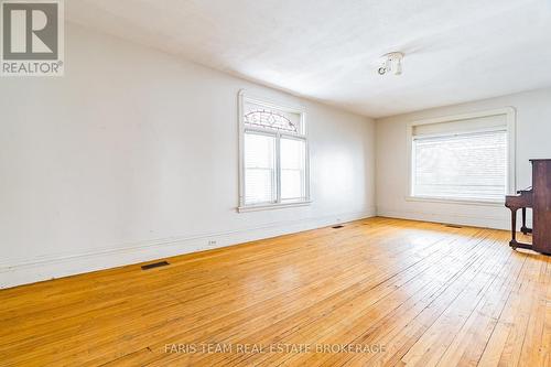 170 Kempenfelt Drive, Barrie, ON - Indoor Photo Showing Other Room