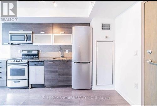 2201E - 36 Lisgar Street, Toronto, ON - Indoor Photo Showing Kitchen