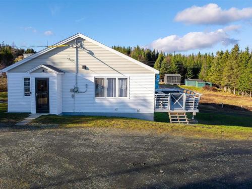 87 Pool Road, Sheet Harbour, NS 