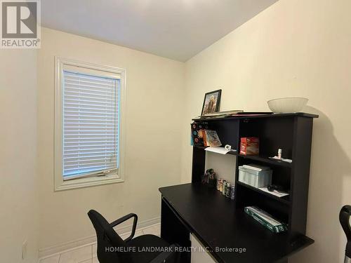 15 Sleightholme Crescent, Brampton, ON - Indoor Photo Showing Other Room