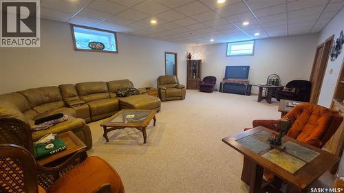 11330 Wascana Meadows, Regina, SK - Indoor Photo Showing Basement