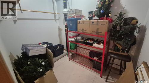 11330 Wascana Meadows, Regina, SK - Indoor Photo Showing Other Room