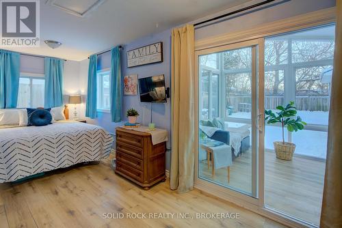 20 Maccauley Street, Kingston (Rideau), ON - Indoor Photo Showing Bedroom