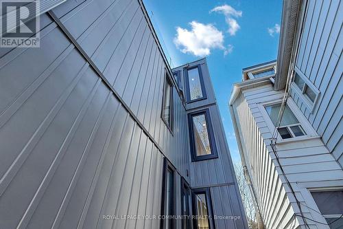 32 Endean Avenue, Toronto, ON - Outdoor