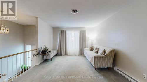 167 Little Avenue, Barrie, ON - Indoor Photo Showing Other Room