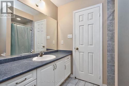 Four-Piece Primary Ensuite - 1765 Cobra Crescent, Burlington, ON - Indoor Photo Showing Bathroom