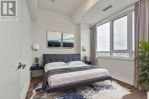 Virtually staged. - Lph 17 - 405 Dundas Street W, Oakville, ON - Indoor Photo Showing Bedroom