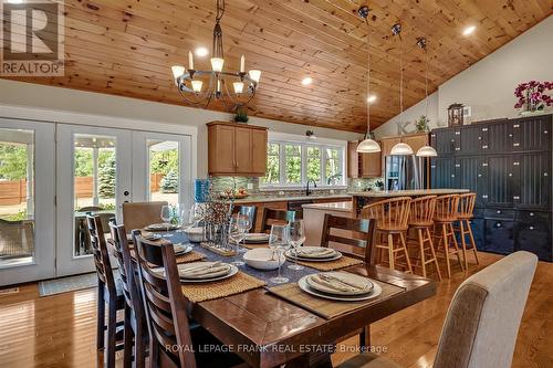 1898 Lakehurst Road, Trent Lakes, ON - Indoor Photo Showing Dining Room