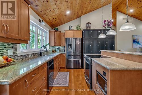 1898 Lakehurst Road, Trent Lakes, ON - Indoor Photo Showing Kitchen