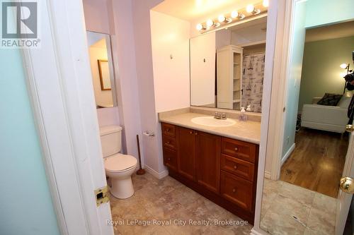 28 Harpur Drive, Northern Bruce Peninsula, ON - Indoor Photo Showing Bathroom