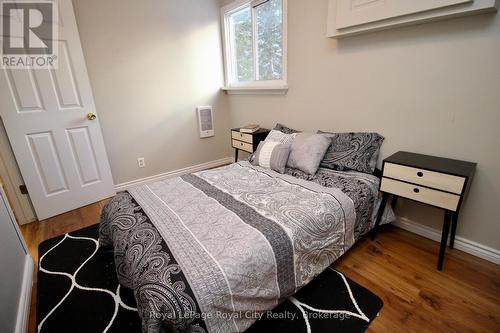 28 Harpur Drive, Northern Bruce Peninsula, ON - Indoor Photo Showing Bedroom