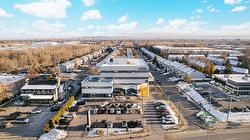 100-120-400 Boul. St-Martin O.  Laval (Chomedey), QC H7M 3Y8