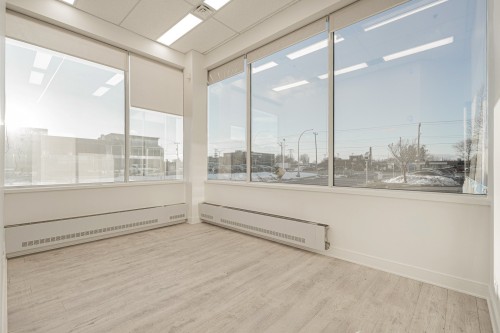 Bureau - 100-120-400 Boul. St-Martin O., Laval (Chomedey), QC - Indoor Photo Showing Other Room